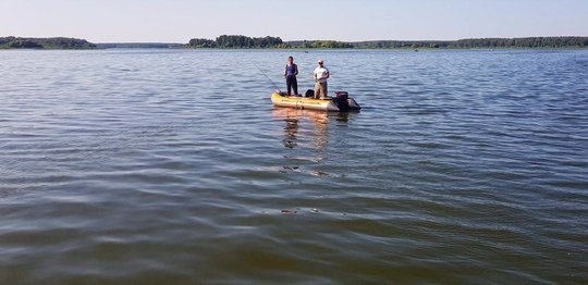 🛥Работники #Мособлпожспас пришли на выручку рыбакам, у которых заглох лодочный мотор 
 
🎣 В минувшую субботу жители города Конаково Тверского региона решили поудить рыбу на Иваньковском водохранилище в Московской области